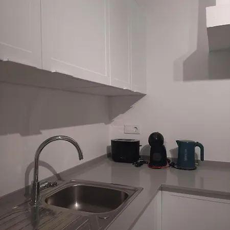 Semesterbostad Tasi Ingrina